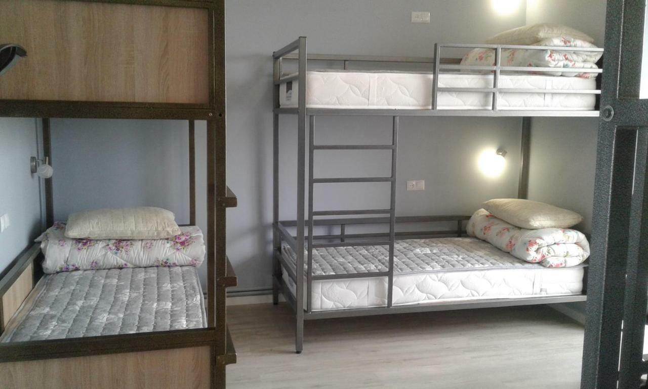 Hostel - Guest House Meyman الماتي المظهر الخارجي الصورة