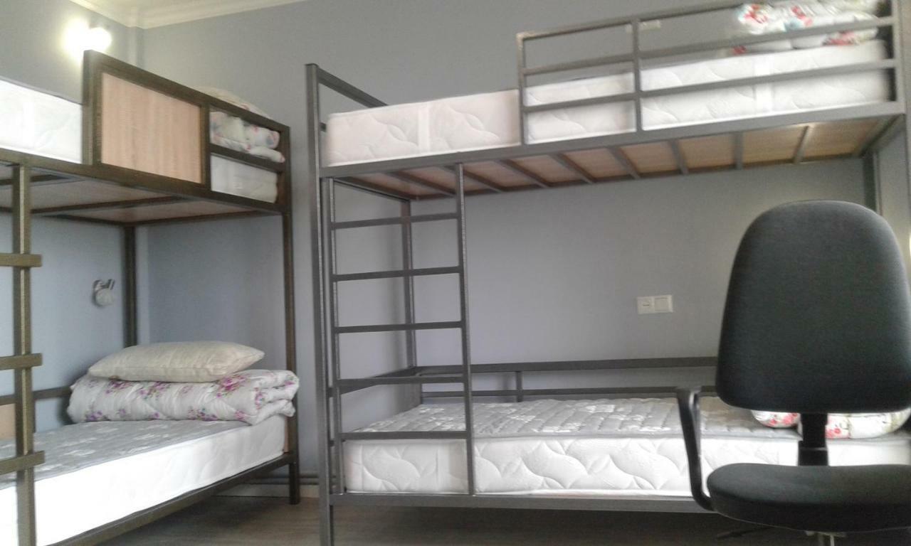Hostel - Guest House Meyman الماتي المظهر الخارجي الصورة