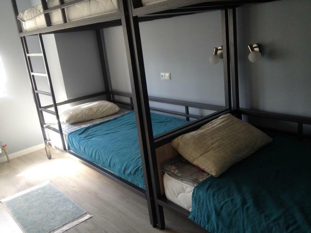 Hostel - Guest House Meyman الماتي المظهر الخارجي الصورة